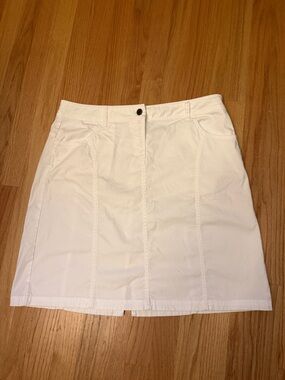 Classic White A-Line Women's Skirt Size 14